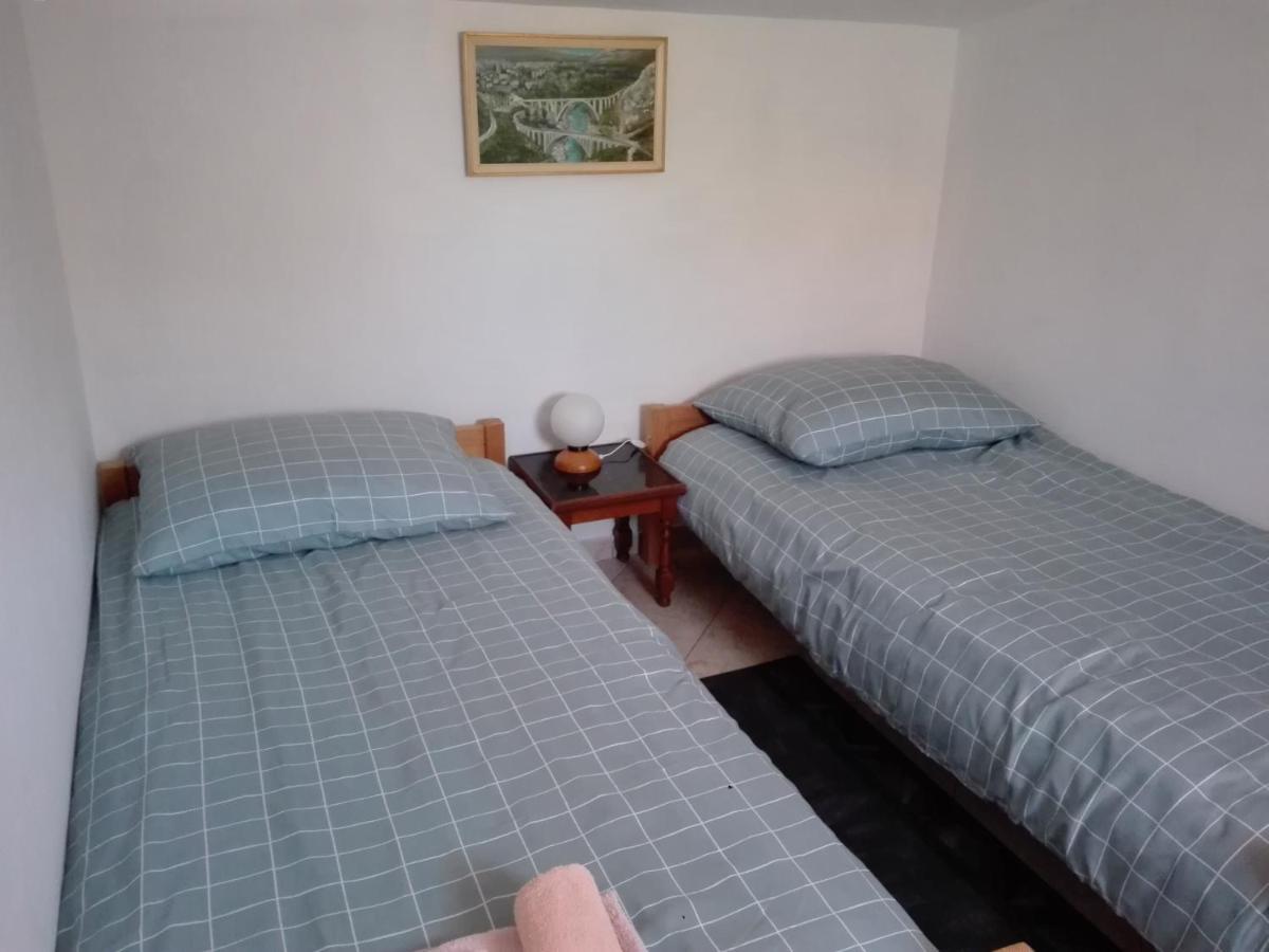 Kata Apartment *